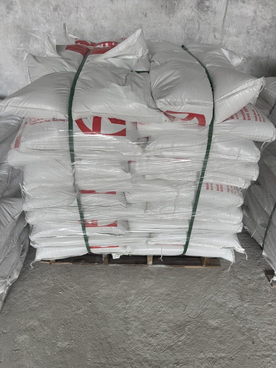 Pallet hàng thành phẩm - TNL Mineral